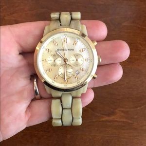 Michael Kors light tortoise watch